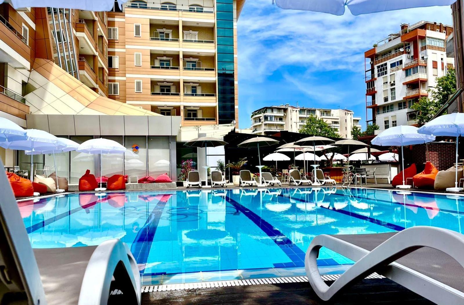 Amh Hotel Дуррес Экстерьер фото